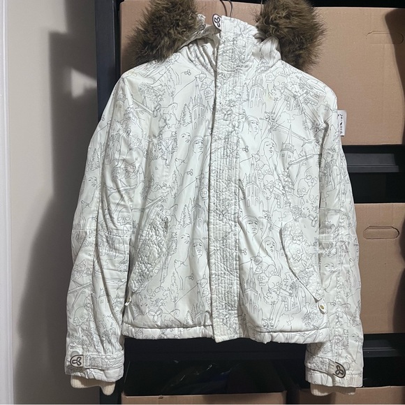Aritzia TNA Kaleidoscope Hooded Jacket Graphic Medium White - Picture 1 of 10